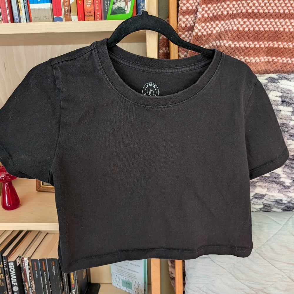 UO Washed Black cropped Boxy Tee